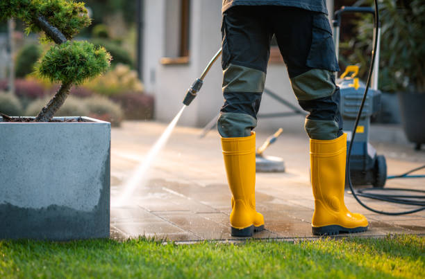 Why Choose Our Certified Pressure Washing Experts for Your Project Needs in Woodworth, LA?